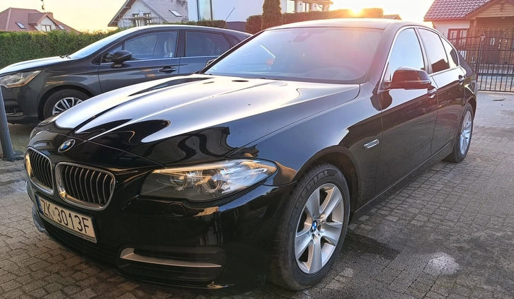 BMW Seria 5 cena 52900 przebieg: 365000, rok produkcji 2013 z Koszalin małe 67